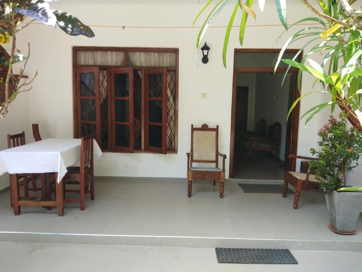 Hotel Rock House Unawatuna Exteriér fotografie